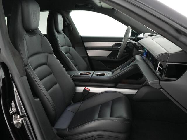 Porsche Taycan Cross Turismo 4S 93 kWh |panoramadak|memory|PDCC|Bose|passenger display|360 camera|Apple Carplay|stoelventilatie & verwarming|blind spot|elek achterklep|