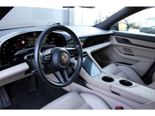 Porsche Taycan Sport Turismo 79 kWh Sport Chrono/Panoramadak/Sportstoelen/PASM+/Origineel NLD/