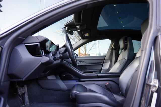 Porsche Taycan 4S Performance 84 kWh / Panoramadak / Sport Chrono Pakket