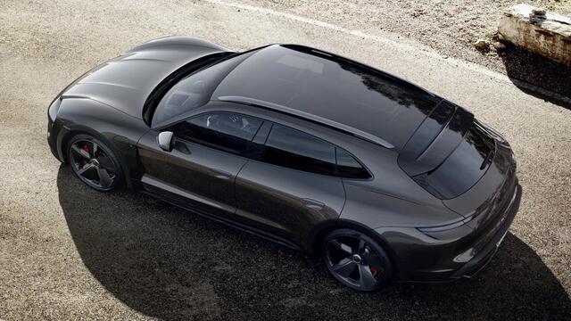 Porsche Taycan 4S Cross Turismo