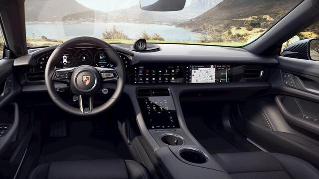 Porsche Taycan 4S Cross Turismo