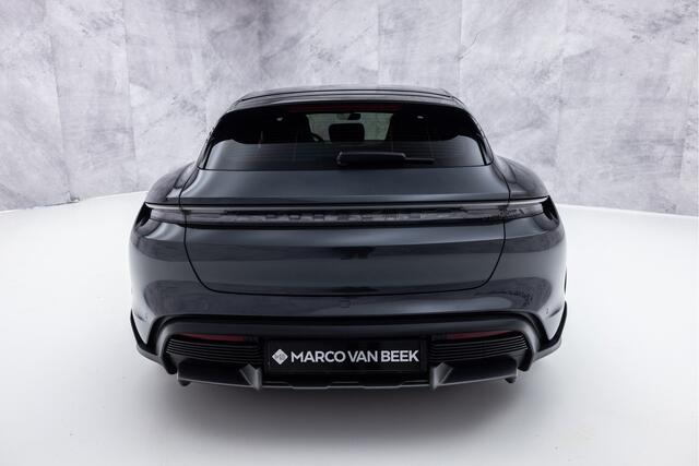 Porsche Taycan Cross Turismo Turbo S 93 kWh | Keramisch | Burmester | Achterassturing