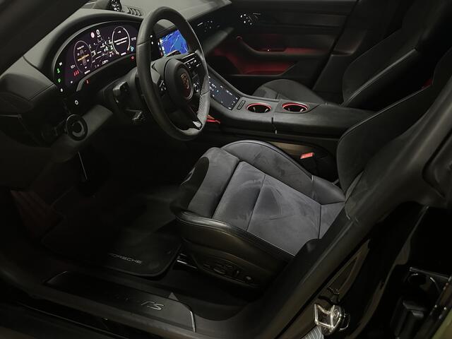 Porsche Taycan Taycan GTS Sport Turismo | HUD | Race-tex | Carbon | 21" | PDCC | Chrono | Pano | Interesse in een bezichtiging of proefrit, bel of app met 06-24282842