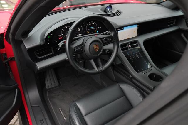 Porsche Taycan Sport Turismo Panoramadak, Sport Chrono, Adaptive cruisecontrol