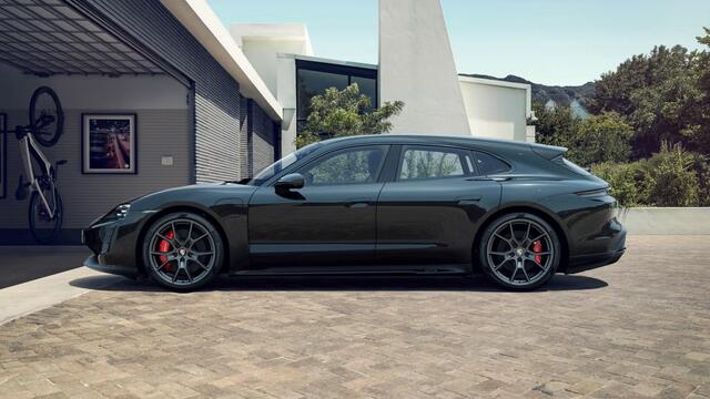 Porsche Taycan GTS Sport Turismo