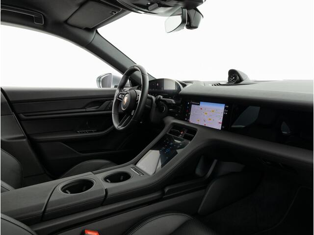 Porsche Taycan 4 Cross Turismo