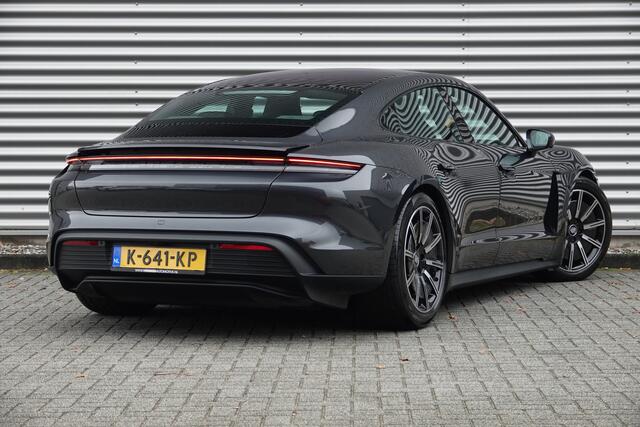 Porsche Taycan 4S Performance 84 kWh Sport Chrono Plus | Pano | Massage | HUD | Memory | Inno Drive | Bose | 360 Camera | Luchtvering | Warmtepomp | Ventilatie |
