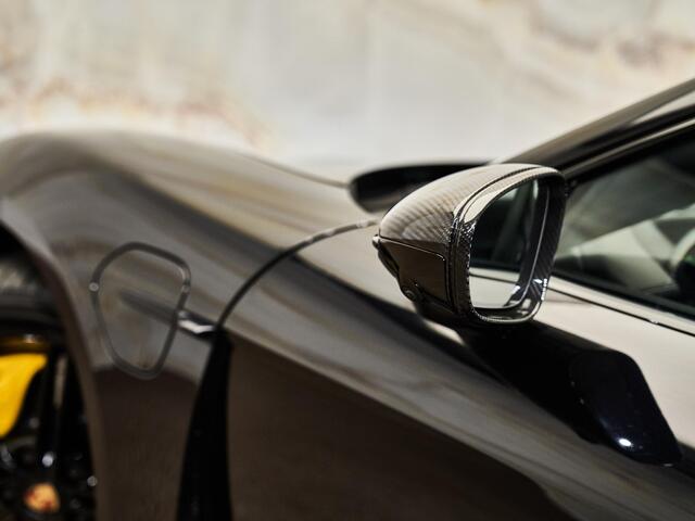 Porsche Taycan Turbo S, PCCB, PDCC, SportDesign, carbon, pano, Burmester, InnoDrive matrix-LED, 21", HUD, keyless, privacy