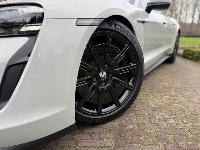 Porsche Taycan 4S Performance 84 kWh | Krijtgrijs | Sport Chrono | 360 | Bose | Pano |