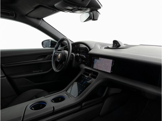 Porsche Taycan 4S Cross Turismo