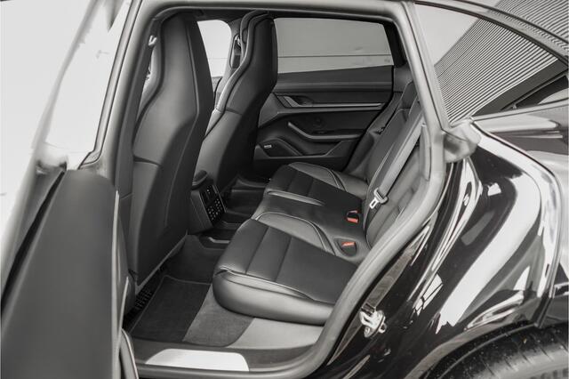 Porsche Taycan Cross Turismo 4S 93 kWh 4WS Luchtvering HUD Pano Bose