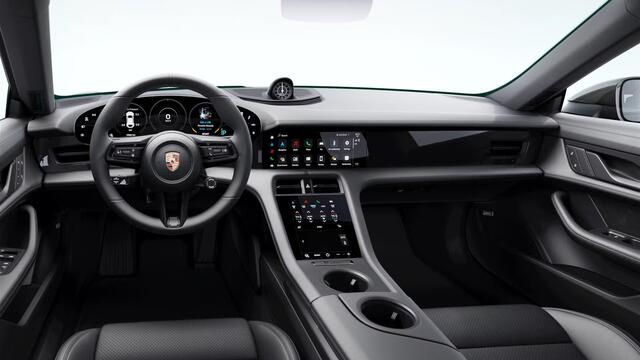 Porsche Taycan 4 Cross Turismo
