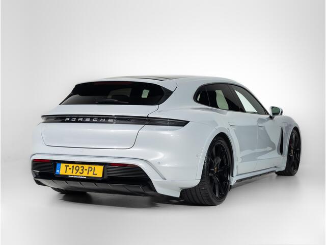 Porsche Taycan 4S Cross Turismo