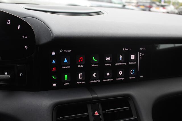 Porsche Taycan Sport Turismo 79 kWh / Panoramadak / Camera / Bose / 20'' / Luchtvering / Leder / Warmtepomp / Dodehoek / Stoelverwarming / DAB / Cruise Control