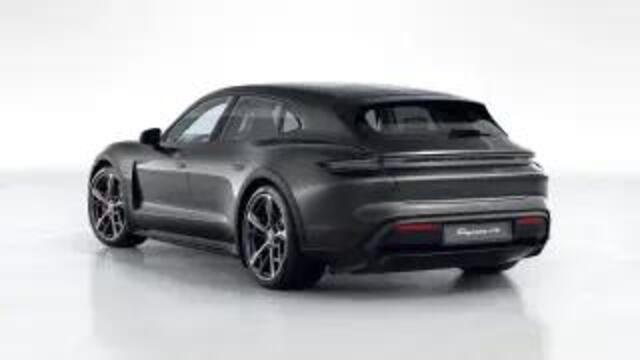 Porsche Taycan 4S Cross Turismo