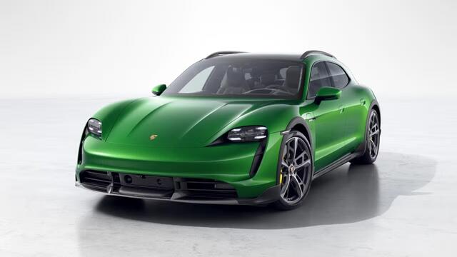 Porsche Taycan Turbo S Cross Turismo