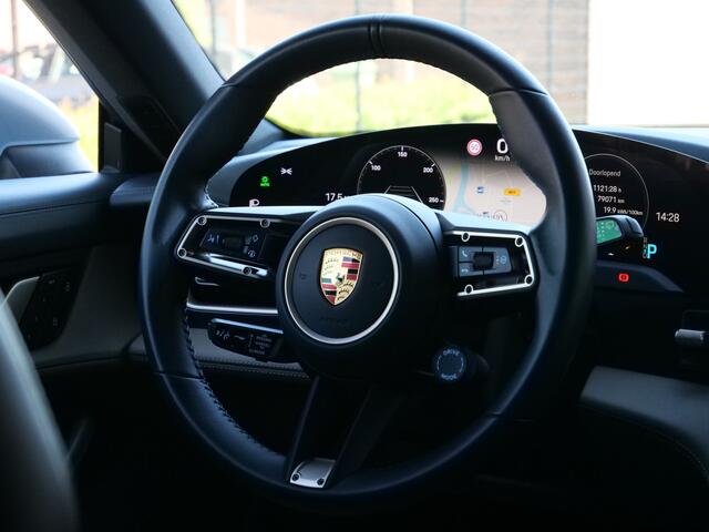 Porsche Taycan Cross Turismo 4S 93 kWh 490 Pk Automaat Navi / DAB / Leer / Camera's / Apple Carplay / Stoelverwarming / Chrono pakket / Pano-dak