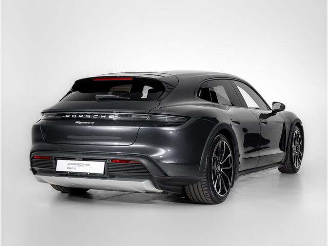Porsche Taycan 4 Cross Turismo