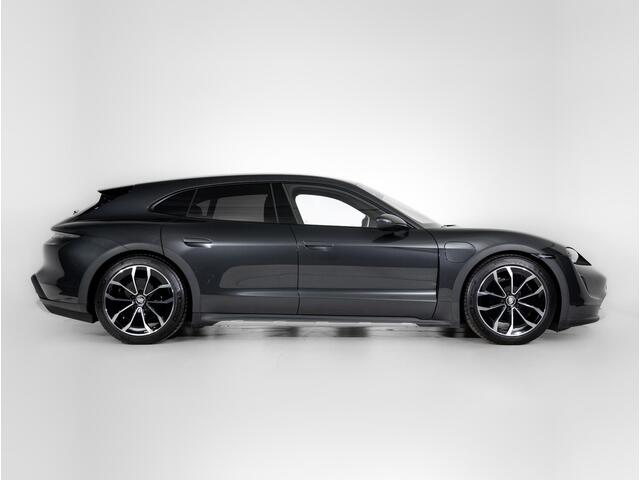 Porsche Taycan 4 Cross Turismo