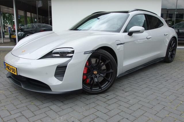 Porsche Taycan Sport Turismo/ NL auto/ Porsche Approved/ GTS uitvoering/ Bose/ Panorama GTS 93 kWh