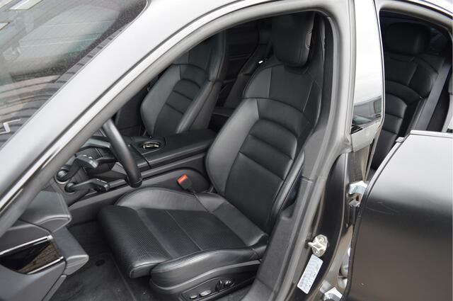Porsche Taycan 4S Performance 84 kWh | SOH 93% | PANO | BOSE | ACC | CAMERA |