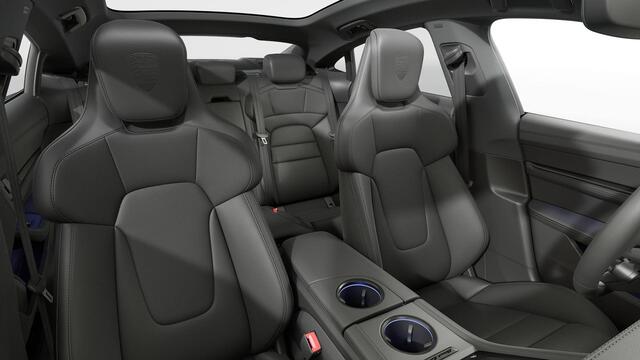 Porsche Taycan 4 Black Edition