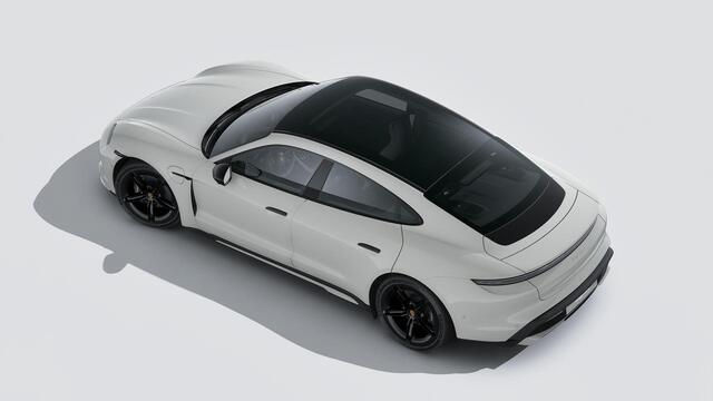 Porsche Taycan 4 Black Edition