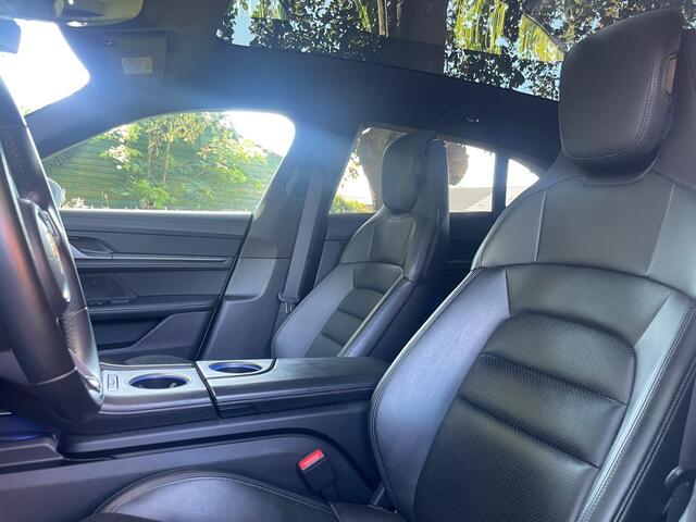 Porsche Taycan Sport Turismo 4S 93 kWh Panorama 21" Sport Chrono 360 Camera Warmtepomp