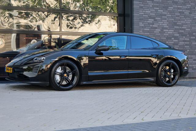 Porsche Taycan 79 kWh | BTW | BOSE | PASSANGER DISPLAY | 360 | SPORT CHRONO | ACC | 21'' |