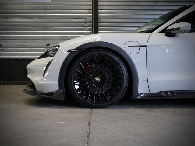 Porsche Taycan Cross Turismo 4S | Uniek | Luchtvering | Vierwielbesturing | Massage | Bose | 21 inch |
