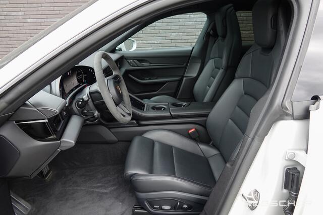 Porsche Taycan Cross Turismo 276Pk | 4WD | Luchtvering | Panoramadak | Warmtepomp | 360° Camera | 21'' | Krijt grijs