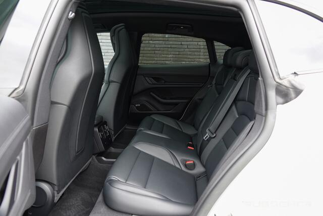 Porsche Taycan Cross Turismo 276Pk | 4WD | Luchtvering | Panoramadak | Warmtepomp | 360° Camera | 21'' | Krijt grijs