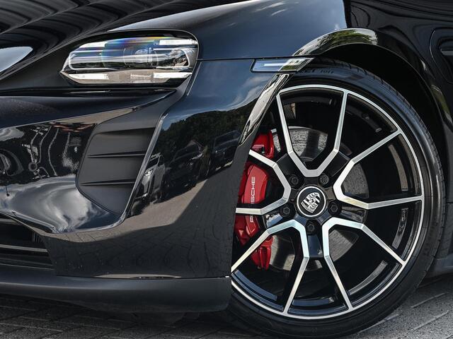Porsche Taycan Performance 84 kWh | NL Auto | Panoramadak | 360 Camera | Bose | Memory Seats | Stoel + Stuurverwarming | Ambiance Interieur |