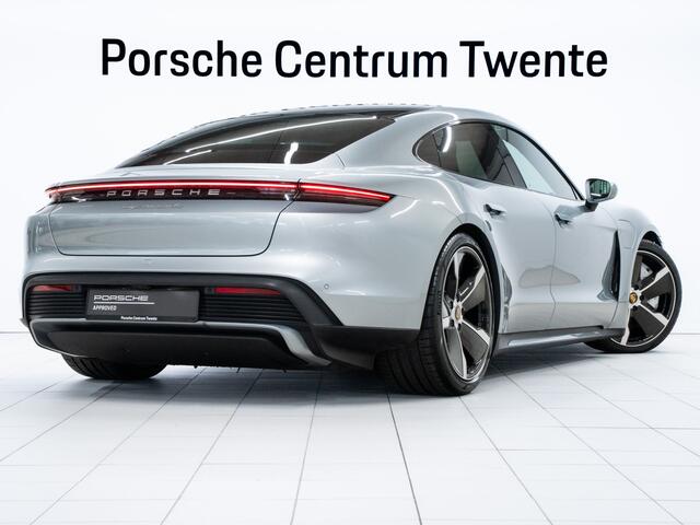 Porsche Taycan Turbo