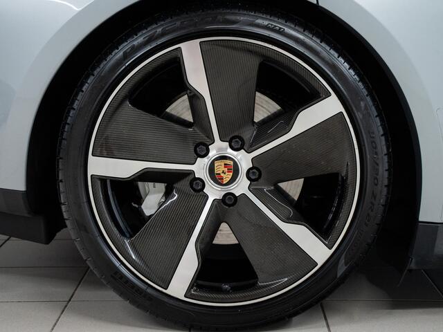 Porsche Taycan Turbo
