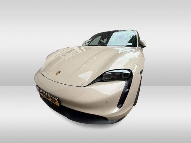 Porsche Taycan Performance 84 kWh / Panoramadak / Camera / Luchtvering / 20'' / Leder / CarPlay / Stoelverwarming / DAB / ACC