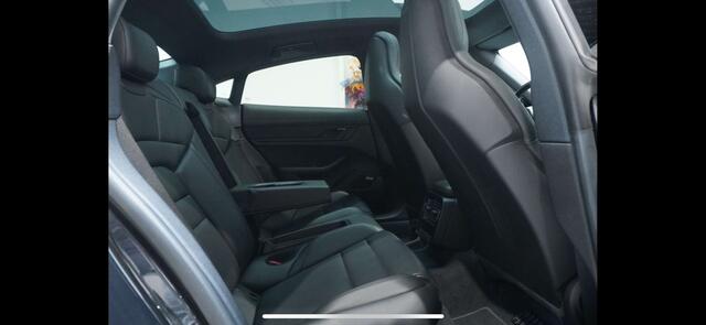 Porsche Taycan Performance 84 kWh 381 pk | NL-Auto | BOSE | Pano | 360 gr.camera | Stoelverwarming