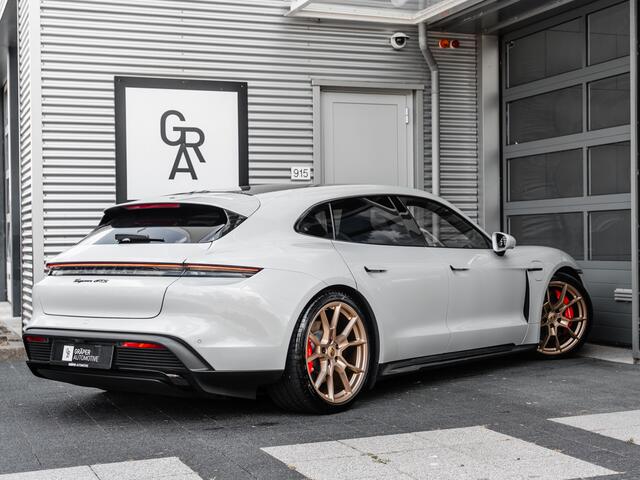 Porsche Taycan Sport Turismo GTS | PANORAMA | SPORT CHRONO | ALCANTARA | BTW
