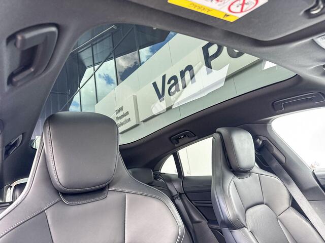 Porsche Taycan Cross Turismo 4 93 kWh | Sport Chrono Pakket | Adaptieve Cruise Control | Panoramadak