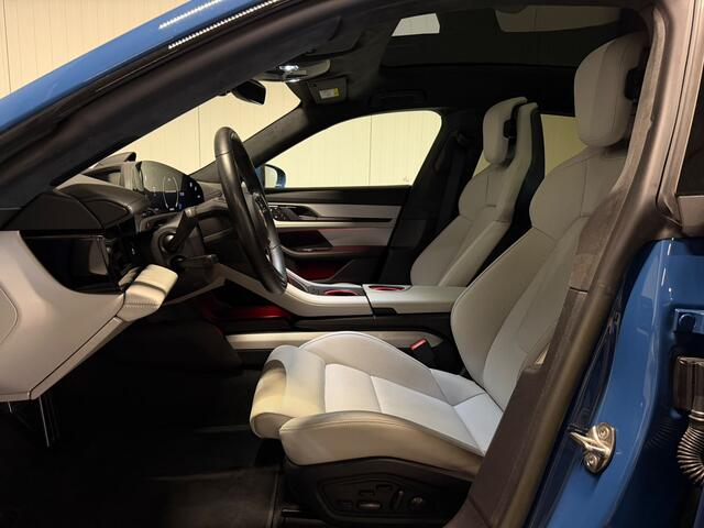 Porsche Taycan Sport Turismo GTS 93 kWh Panodak Sport Design Sportchrono PDLS+ PTV Plus ACC Bose Dealer Onderhouden