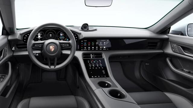 Porsche Taycan 4 Cross Turismo