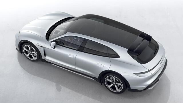 Porsche Taycan 4 Cross Turismo