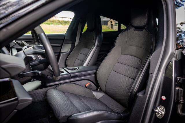 Porsche Taycan 4S Performance 93 kWh Vierwielbesturing Innodrive Matrix Bose