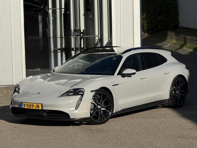 Porsche Taycan Sport Turismo 93kWh 476pk NL-auto / BTW / Porsche historie / zeer compleet
