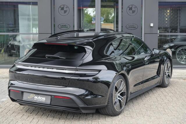 Porsche Taycan Sport Turismo 476pk Performance Plus 93kwh Panoramadak Luchtvering Bose Warmtepomp Sport chrono 20" LMV