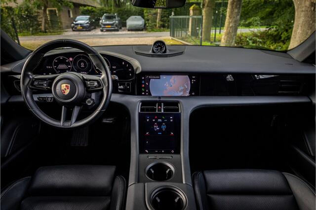 Porsche Taycan Sport Turismo 4S Performance 93 kWh Sport Chrono Achterasbesturing Panorama Adaptive Cruise