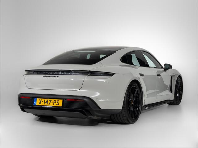 Porsche Taycan GTS