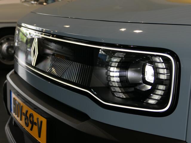Renault 4 comfort range iconic 52 kWh *DEMO* - Pack safety & driving assist, pack winter premium