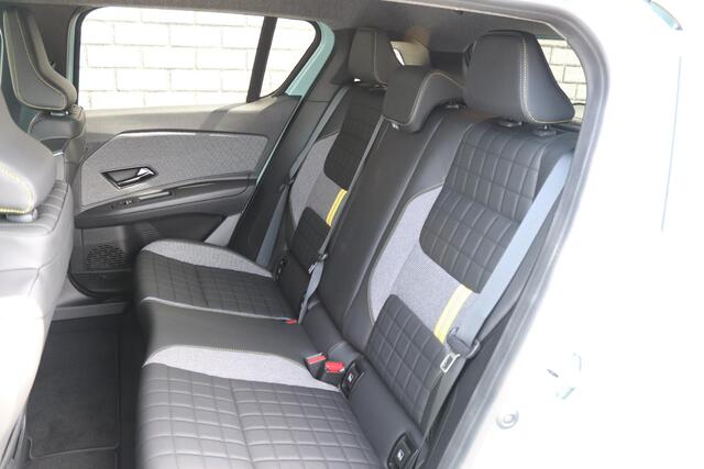 Renault 4 comfort range iconic 52 kWh | Stoel + stuurverwarming | Achteruitrijcamera | El. achterklep | Demo leverbaar 11-2025