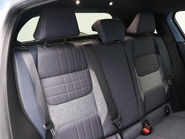 Renault 4 comfort range techno 52 kWh | 17% Bijtelling | Elek. bedienbare achterklep | Stoel- en stuurwielverwarming | Active driver assist |